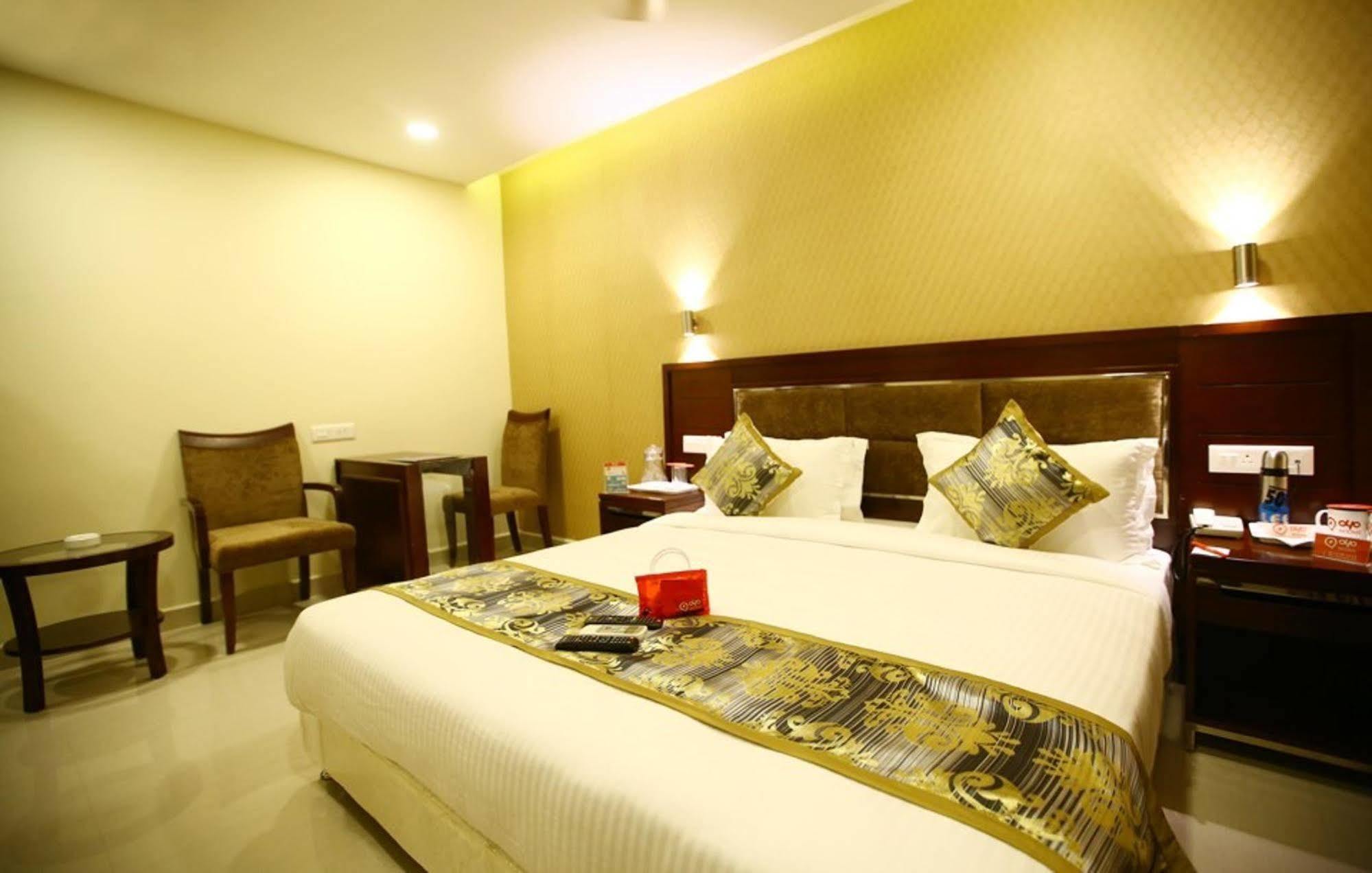 Fabhotel Alreef Residency チェンナイ エクステリア 写真