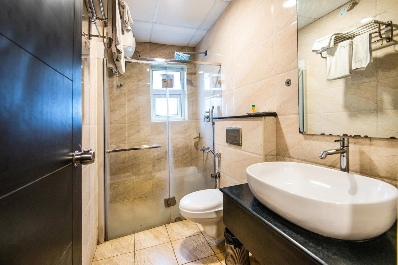 Fabhotel Alreef Residency チェンナイ エクステリア 写真