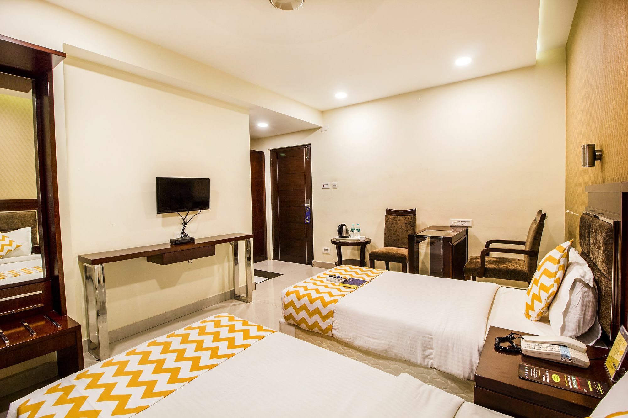 Fabhotel Alreef Residency チェンナイ エクステリア 写真