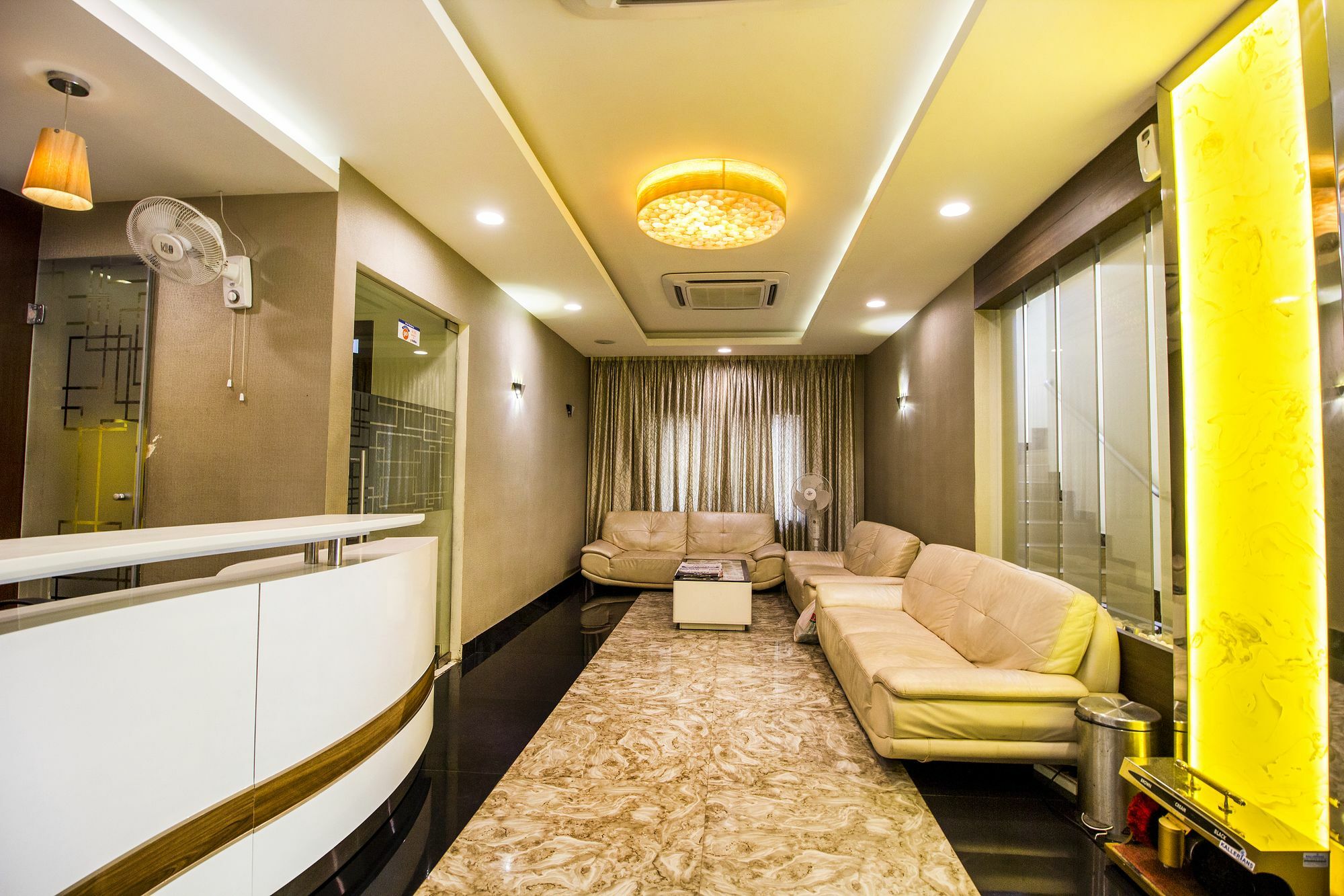 Fabhotel Alreef Residency チェンナイ エクステリア 写真